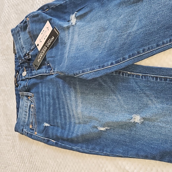 NANETTE LEPORE WOMENS WASHED BLUE DISTRESSED JEANS SIZE 8 NEW WITH TAGS - Picture 7 of 15